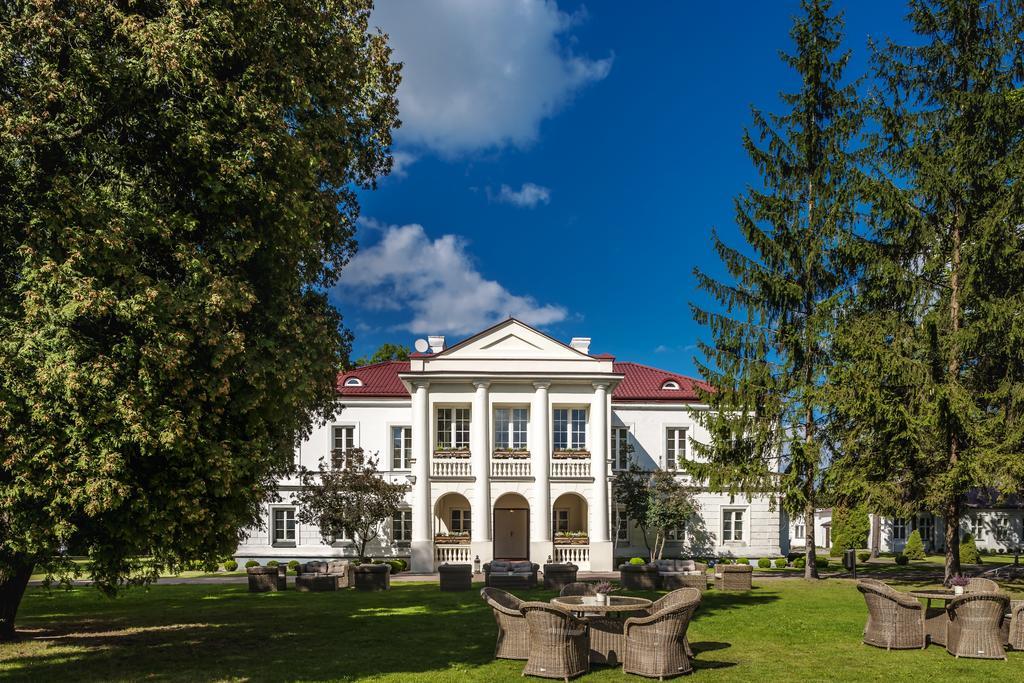 Palac Zegrzynski Зегже Екстериор снимка