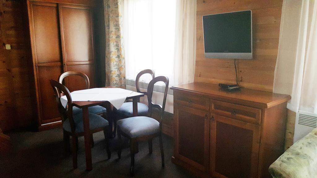Palac Zegrzynski Зегже Екстериор снимка